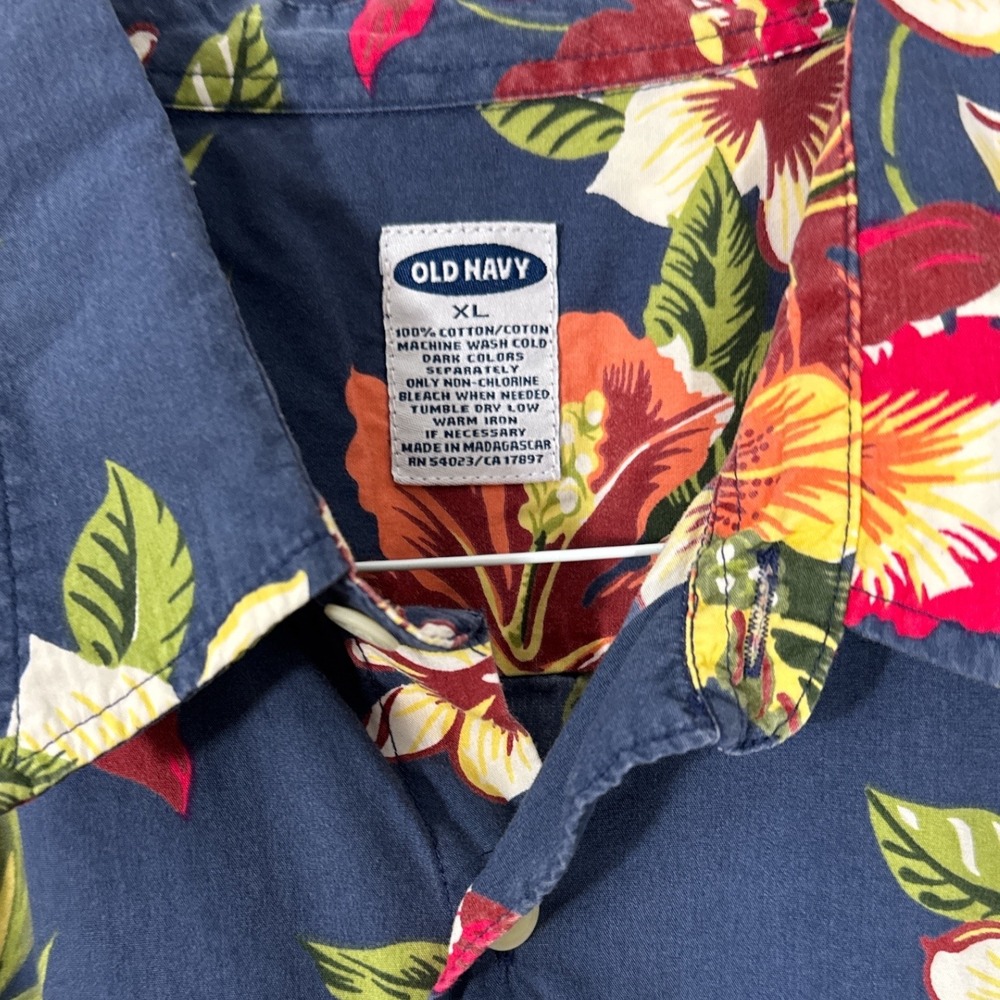 Old Navy Mens XL Hawaiian Camp Shirt Blue‎ Floral Short Sleeve Button Up Pocket